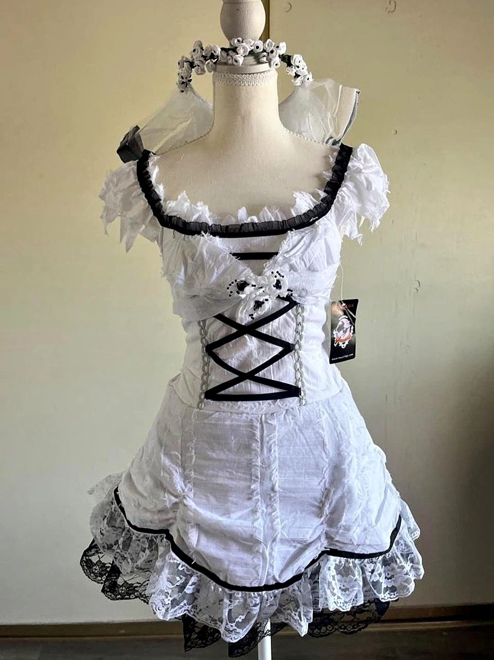 Deadstock rare 2000s y2k corpse bride zombie dead ghost bridal dress and veil 2